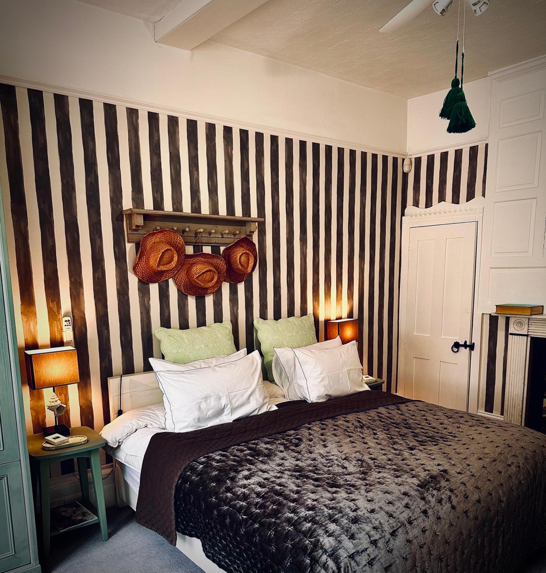 The Laindons Bed and Breakfast Hastings Eksteriør billede